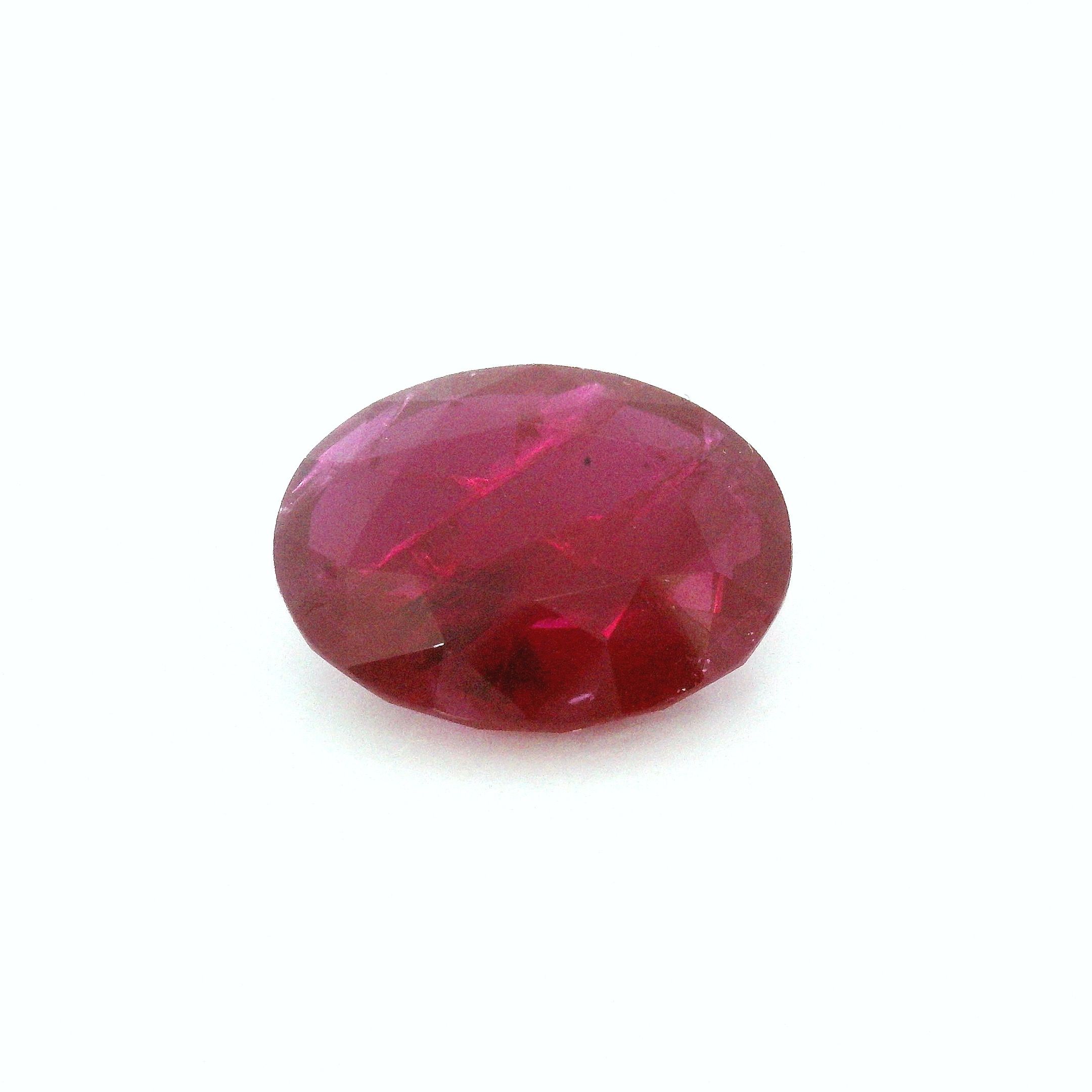5.33 ct Oval Red Natural Ruby
